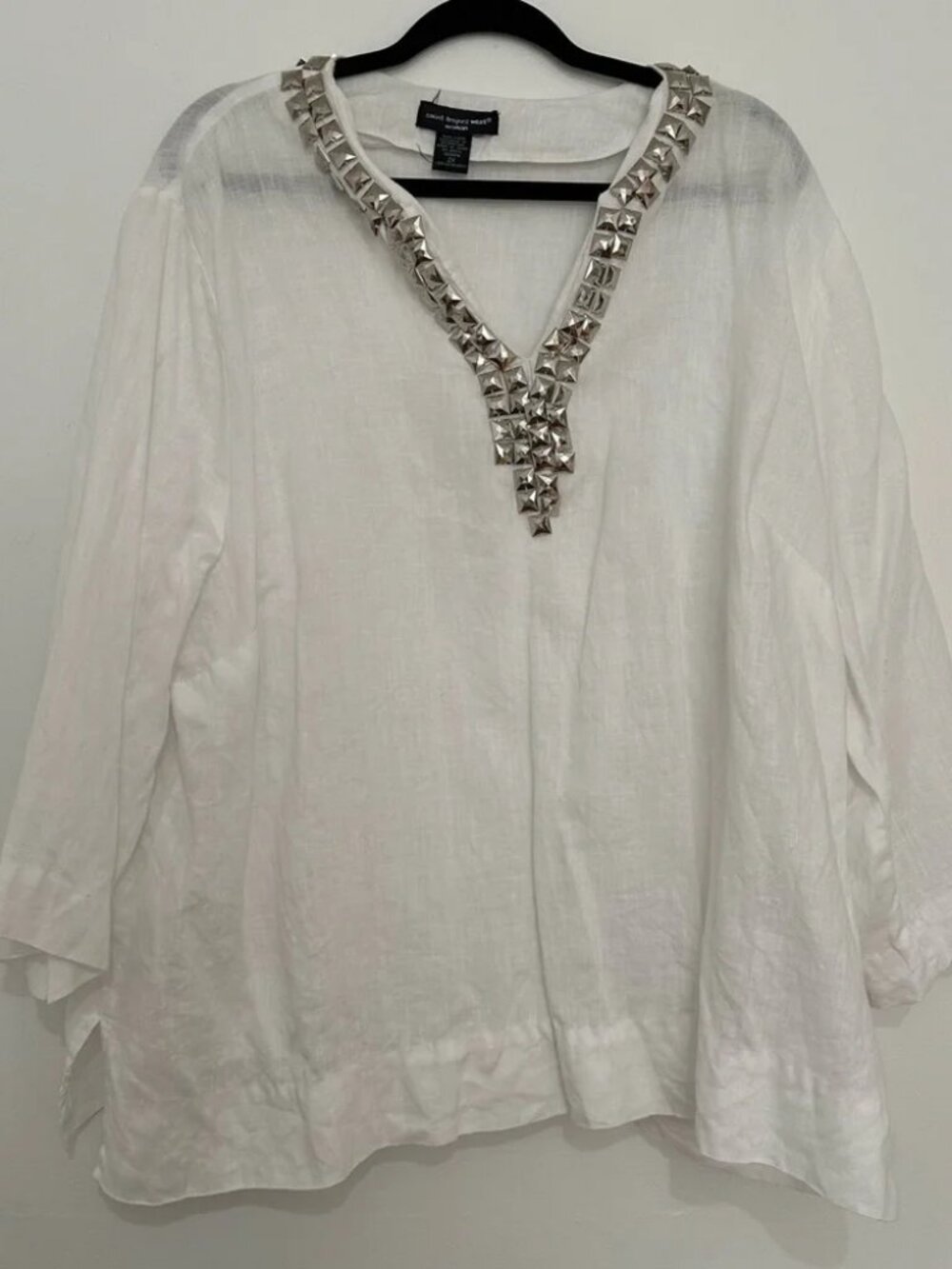 Saint Tropez Linen White Jeweled V-Neck Tunic Top size 2X